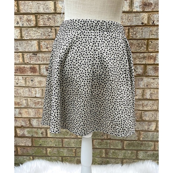 NWOT Zara Leopard Print Skater Skirt - Picture 4 of 5